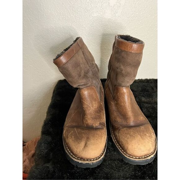 UGG Australia Beacon Sheepskin-Lined Brown Leather Boots Men\'s Sz 12 main image 6